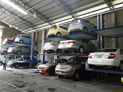 Tripark - Manual dependent car stackers and car stacking equipment